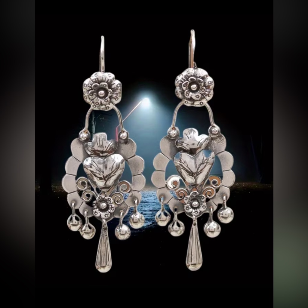 Boho Vintage Love Flower Earrings “Heart In Bloom”